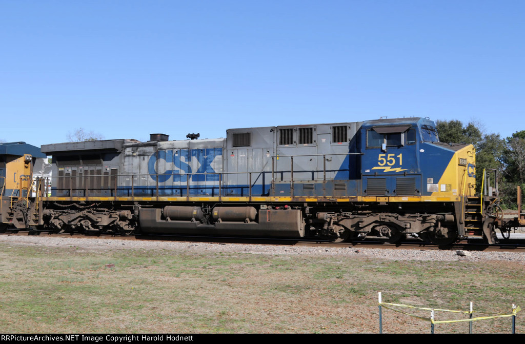 CSX 551